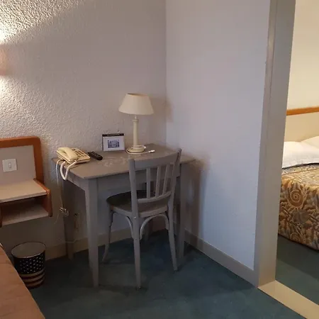 Arc En Ciel Hotel 2*